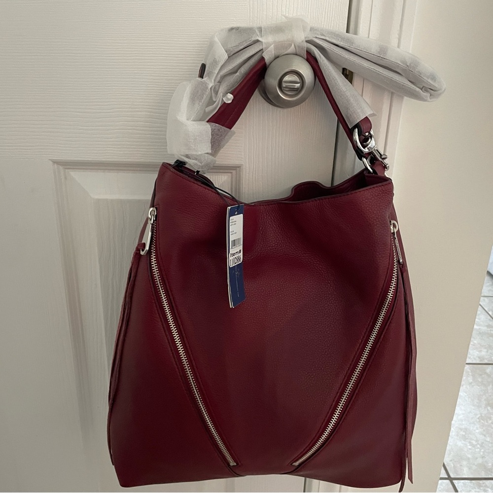 Rebecca Minkoff New with tag with discoloration in some parts of the leather